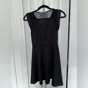 Finn & clover black dress size Medium